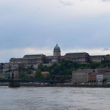 Cosy Apartment Just Next To Parliament Budapest Exterior foto